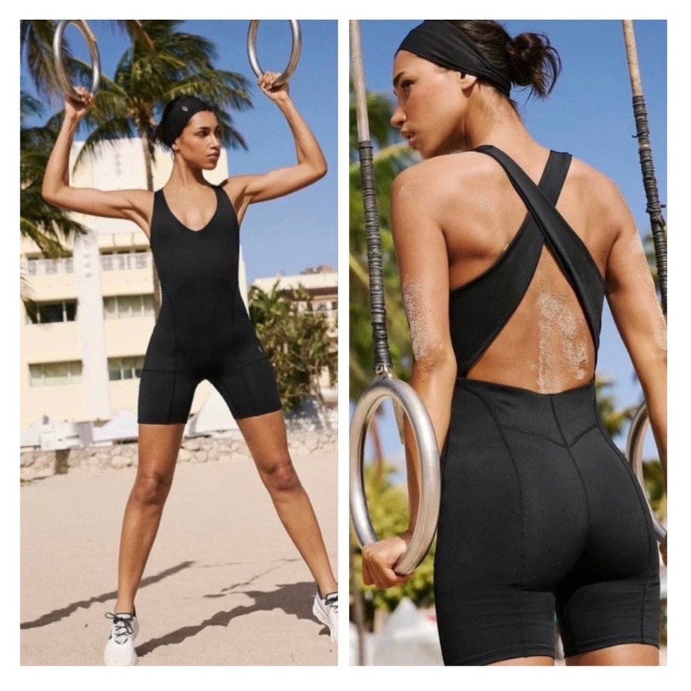 Free People FP Movement Here On Out Black Crisscross Back Activewear 635